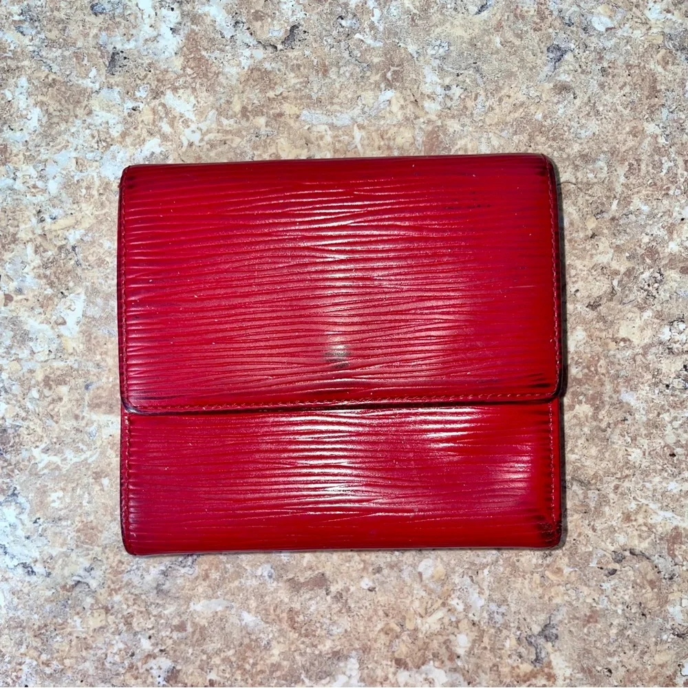 Louis Vuitton | Red Epi Leather Tri Fold Elise Wallet - Picture 2 of 10